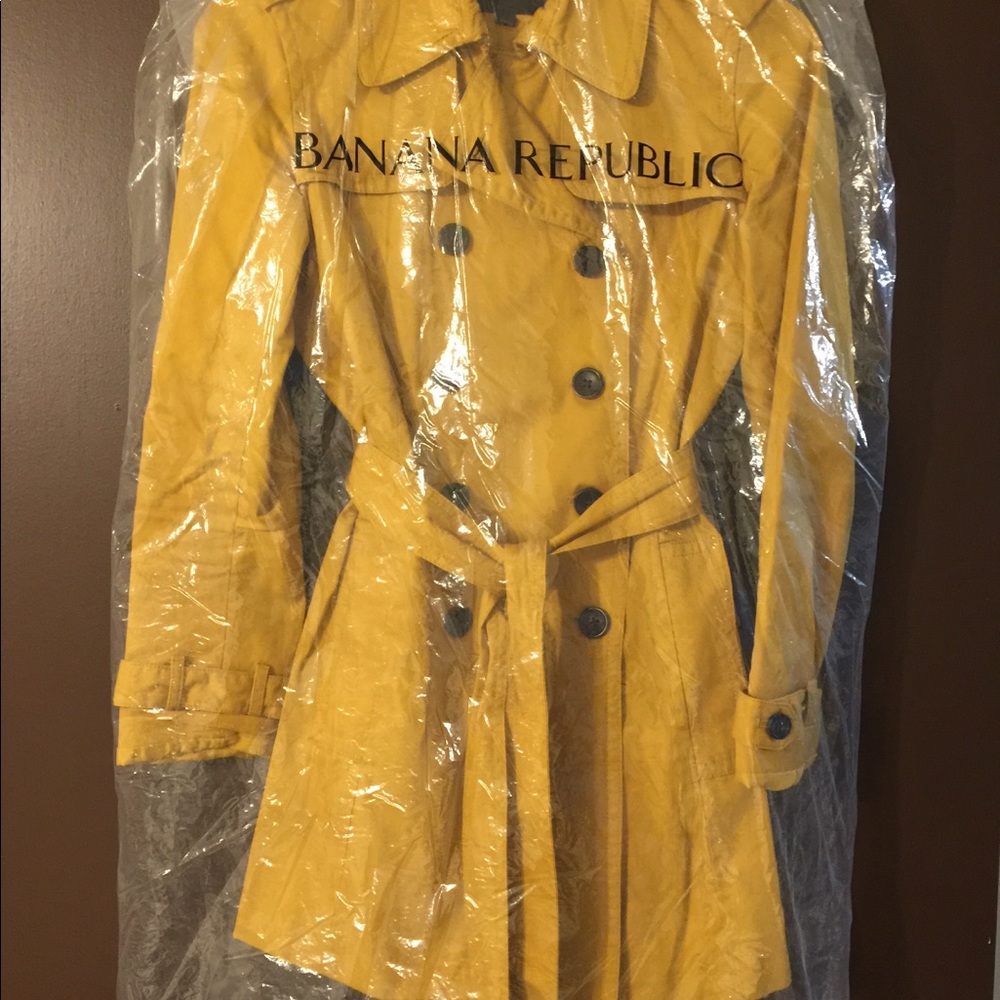 Banana Republic Classic Trench(2)